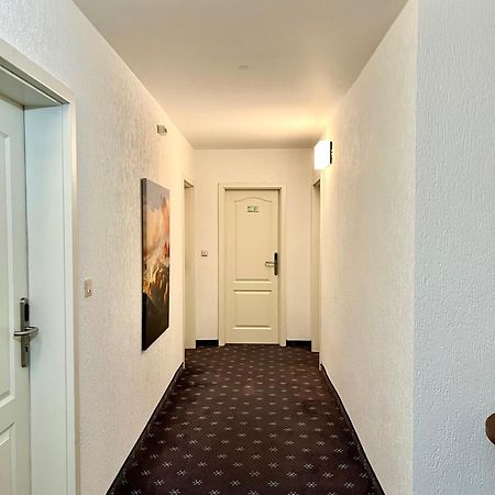 Hotel Neo Cologne Bonn Airport Rösrath Екстериор снимка